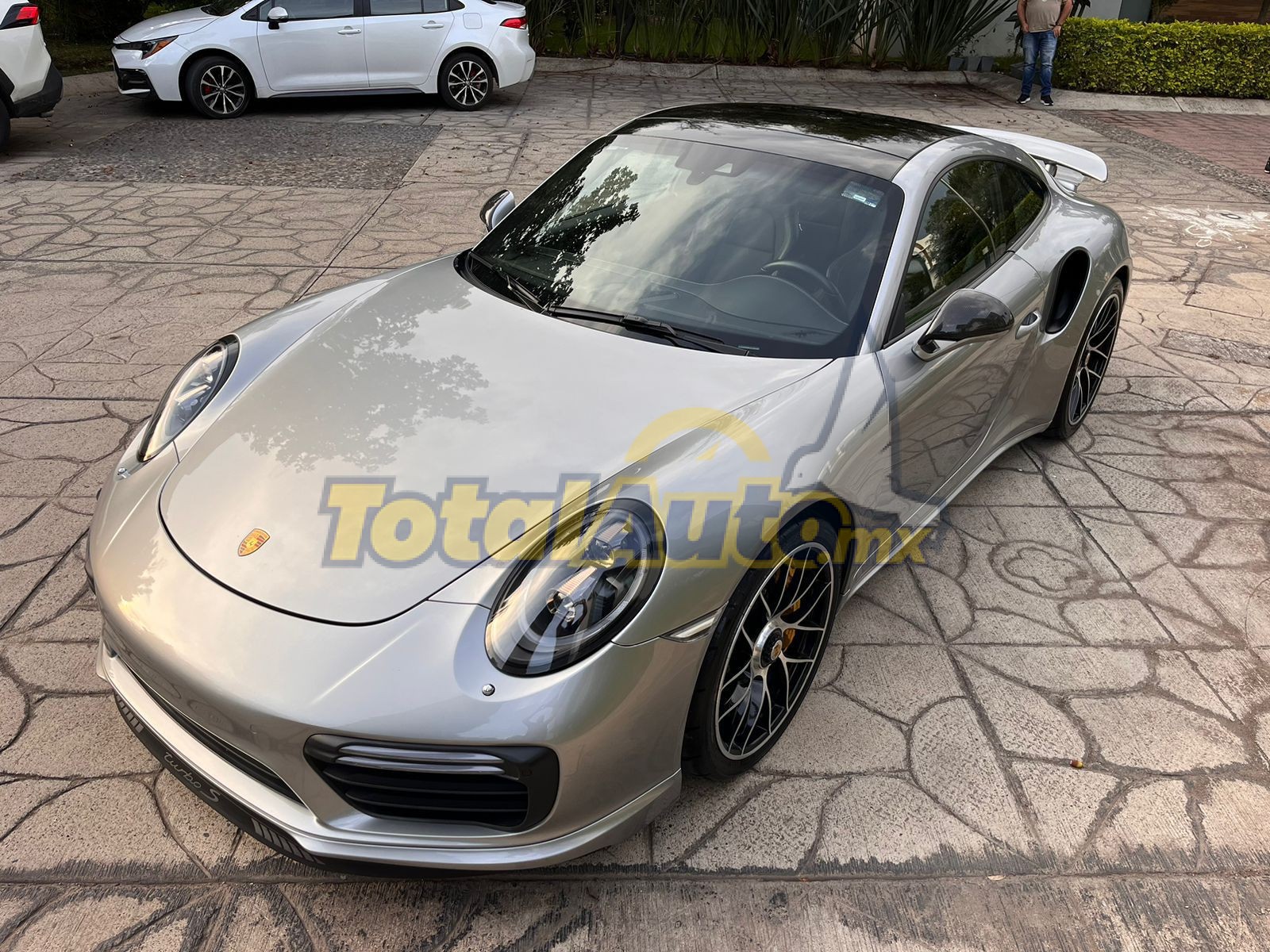 Porsche 911 Turbo S 2018 total auto mx WhatsApp Image 2024 07 08 at 2.34.41 AM (1)